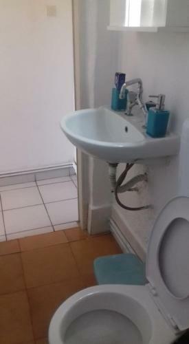 Private House For Wonderful Stay