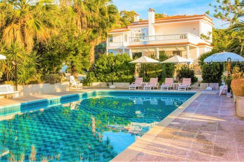Villa Supreme