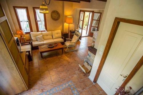 Natali's Villa By The Sea