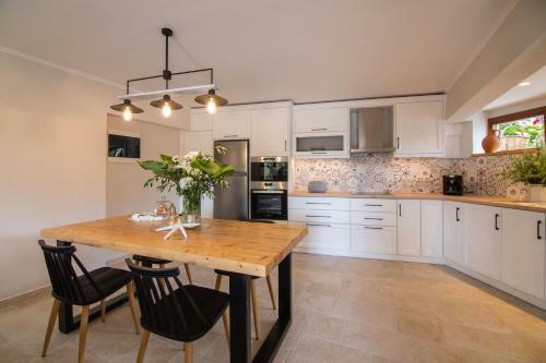 Apartamento Dimoulias House