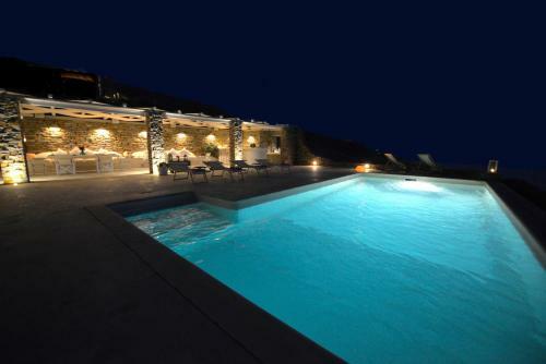 Spectacular Sunset View Villa At Melissaki