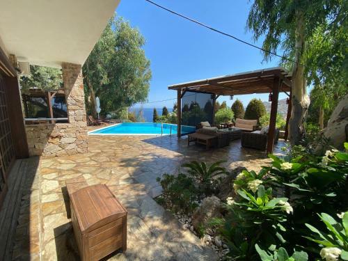 Luxury Villa With Stunning Panoramic Sea View