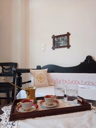 Moscha's Pink House In Chalki