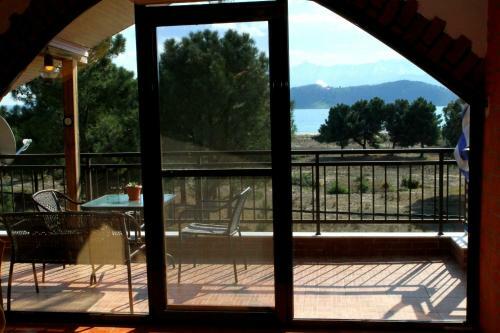 Ourania Luxury Apartment