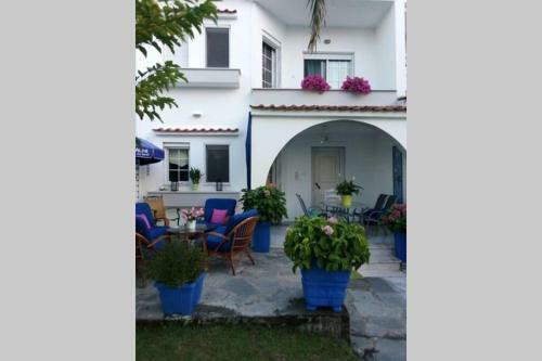 Aris' Family Villa