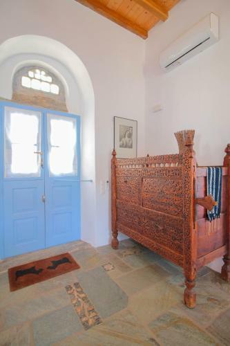 Traditional Villa In Ktikados - 3br And Seaview