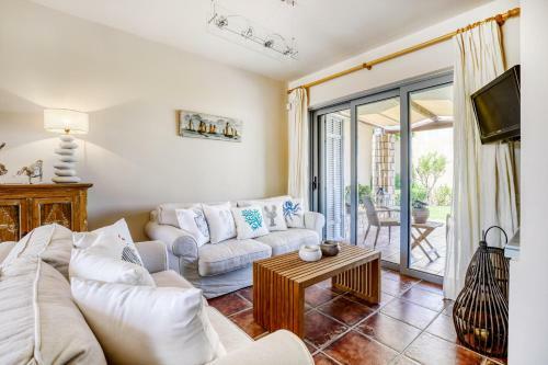 Villa Melia Aegina