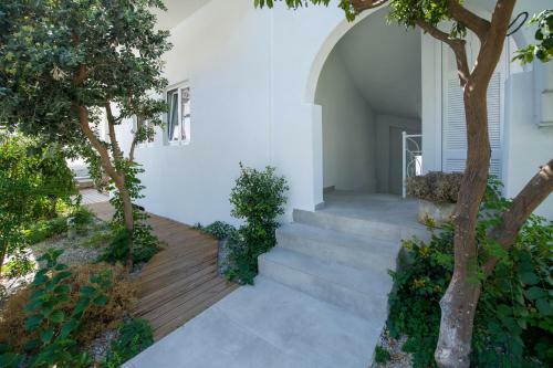 Hostal Eleana Nature & Art