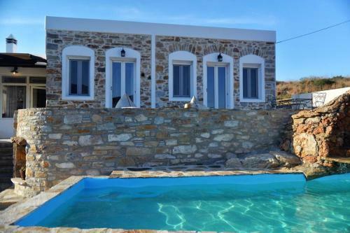 Villa George Farmhouse