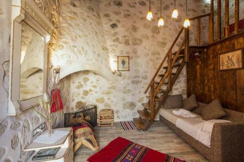 Villa Tholos Home