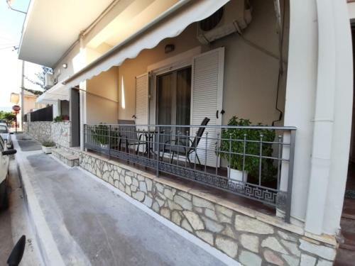 Apartamento Luxury Seafront House Nearby Delphi