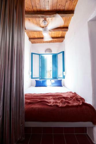 Hostal Kimolos View