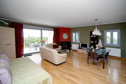 Luxury Villa Dion