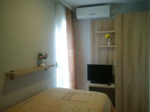 Theranda Hotel