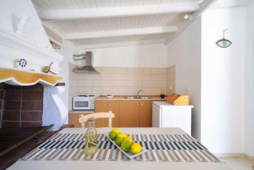 New! Paxoswhite Sea View Apartments & Studios!