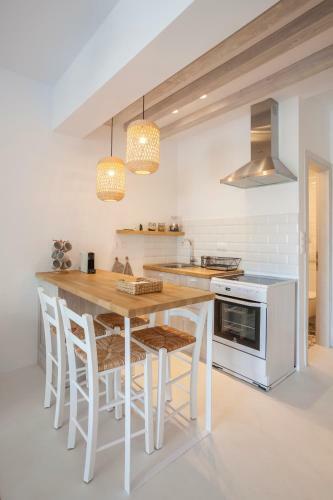 Olive White Villa
