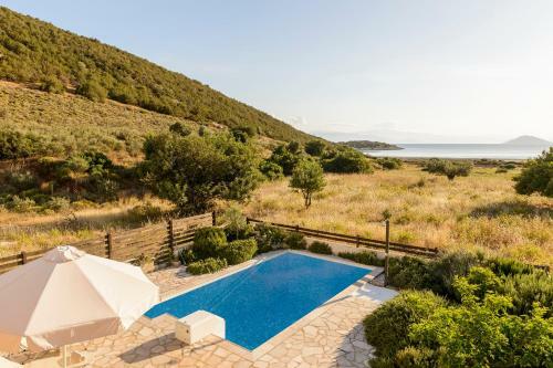 Porto Aqua Vista - Premium Seaside Villa W/ Pool