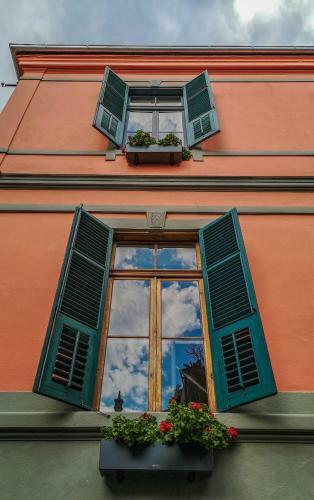 Villa Pomegranate Suites