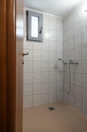 Coral Sea Apartment