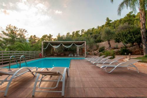 Villa Maira Luxurious With Private Swimming Pool