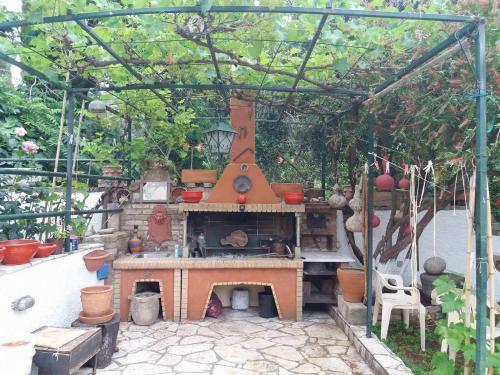 Nefeli's Country House