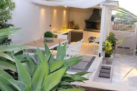 Cretan Luxury Villa By Smaris Collection