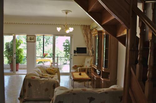Stathoula's House