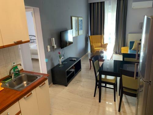 Christi Apartments A