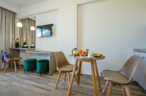 Aparthotel Incognito Creta Luxury Suites And More