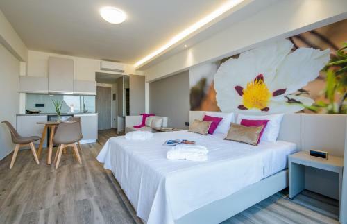 Aparthotel Incognito Creta Luxury Suites And More