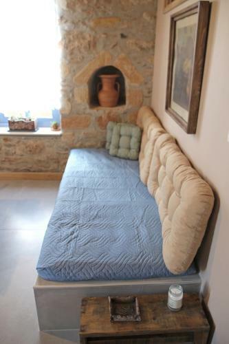 Hostal Laini Guest Houses