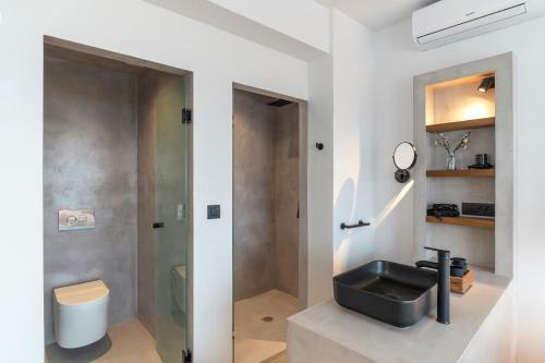 Luxury Nissovilla With Private Pool & Sea Views
