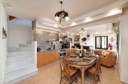 Paradisos Luxury Villas Next To Beach