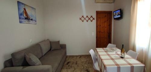 Artaki Beach Comfy Apartment