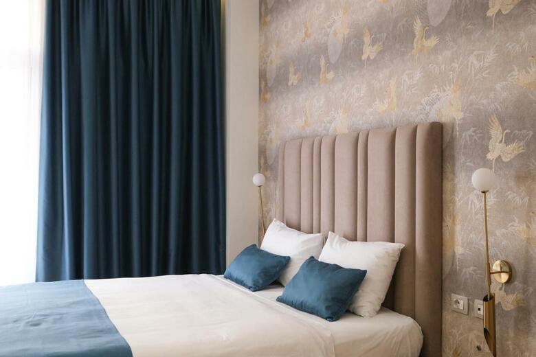 Golden City Hotel