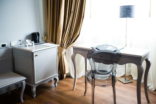 Diplomat Hy Hotel