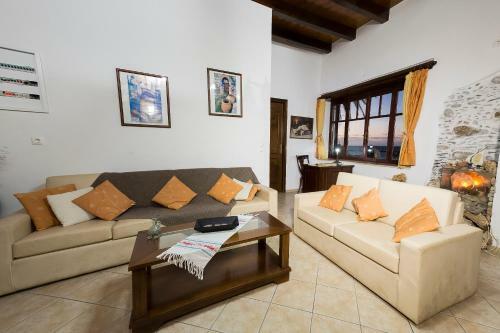 Pericles Beach Villa