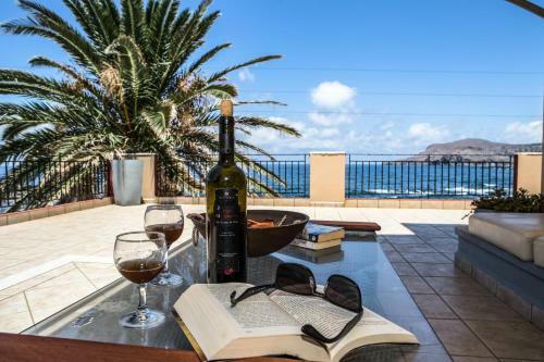 Pericles Beach Villa