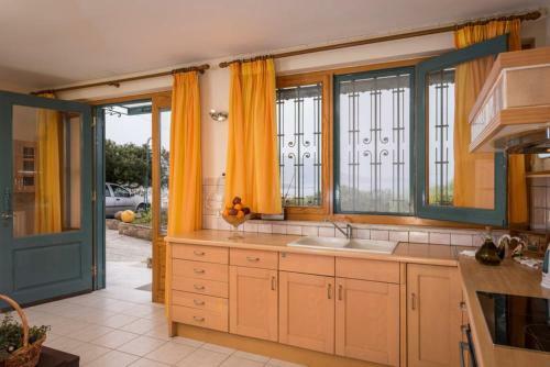 Seaview Villa Sofia ' Top Destination '