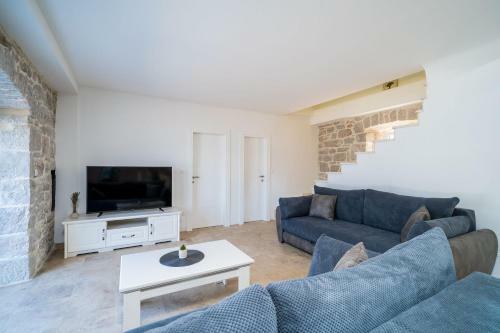 5* Beachfront Villa Olive Mill