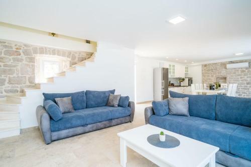 5* Beachfront Villa Olive Mill