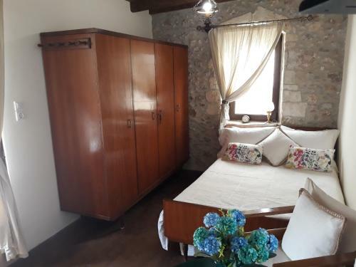 Koutouloufari Cosy Cretan Cottage