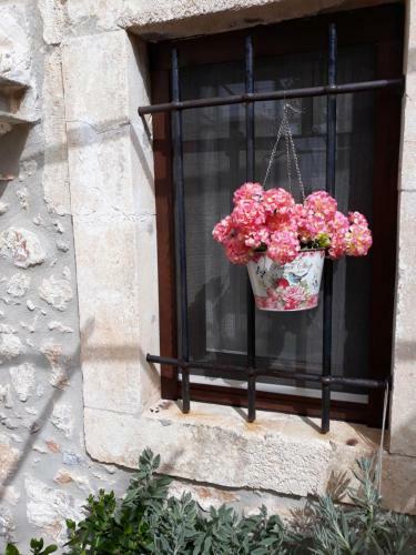 Koutouloufari Cosy Cretan Cottage