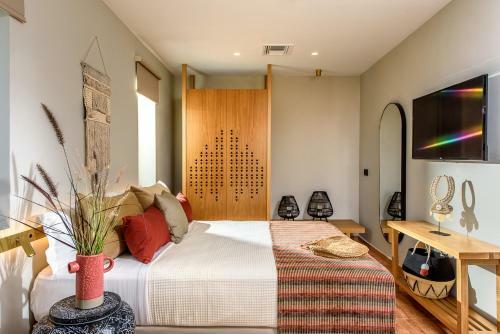 Caldera Theros Villas