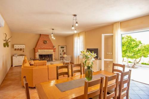 Luxury Villa Castello Di Pietra With Private Pool
