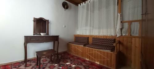 Villa Traditional House In Asfendiou