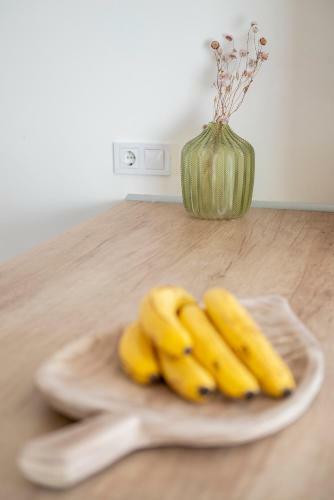 Irene's Sunny Apartment