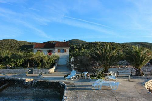 Puntin Apartments