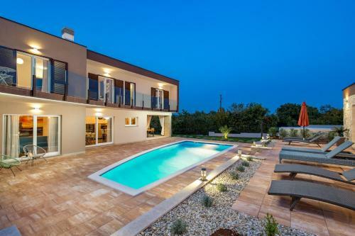 Beautiful Villa Kunj