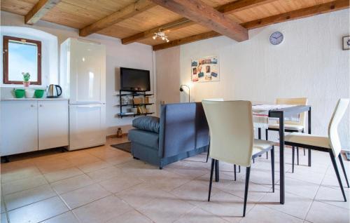 Beautiful Home In Rava With Wifi And 1 Bedrooms